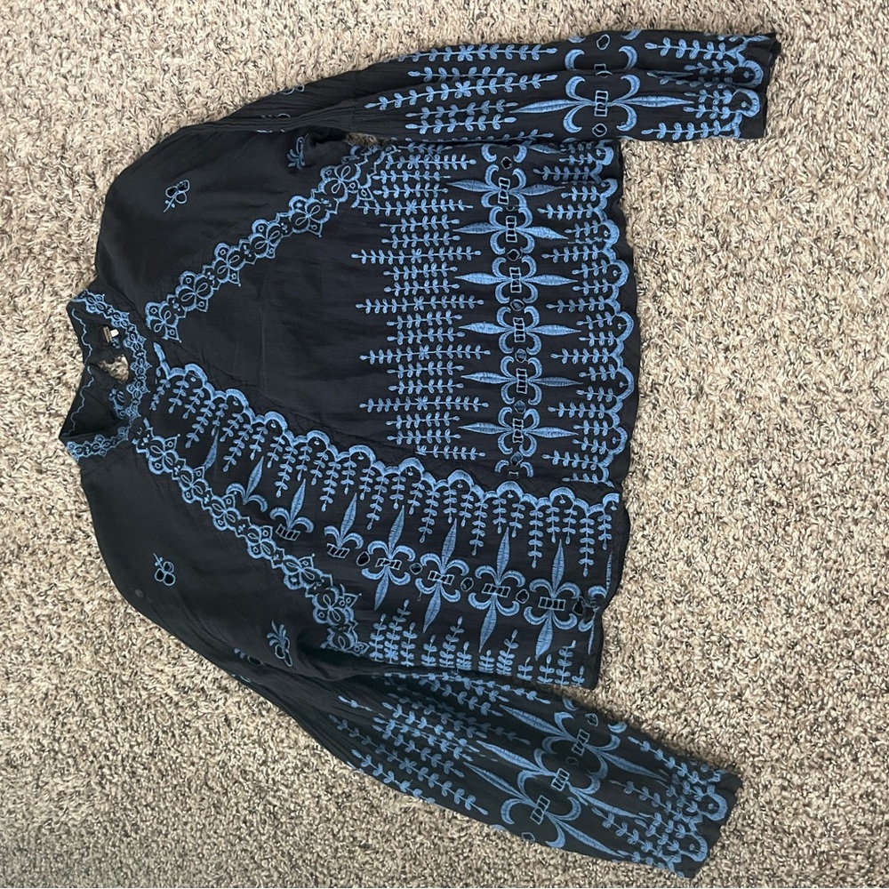 Free People Black and Blue Graphic Crop Blouse